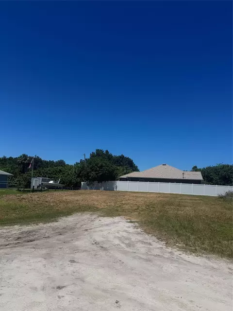 8565 90th Ave, Vero Beach, FL 32967 photo 3