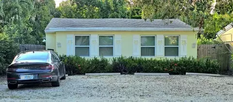 1215 NE 13th Ave, Fort Lauderdale, FL 33304