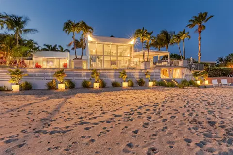 2200 Inlet Dr, Fort Lauderdale, FL 33316