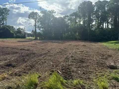 875 Haskell, Lehigh Acres, FL 33974