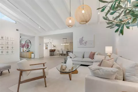 8569 Casa Del Lago, Boca Raton, FL 33433