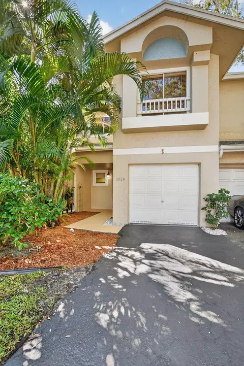 2024 Discovery Cir #2024, Deerfield Beach, FL 33442