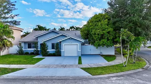 15788 SW 77th, Miami, FL 33193