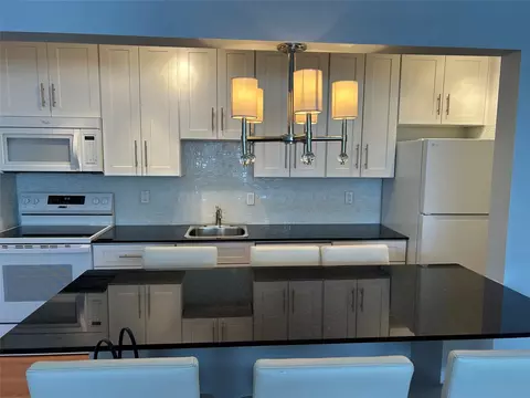 1821 NE 62nd St #331, Fort Lauderdale, FL 33308