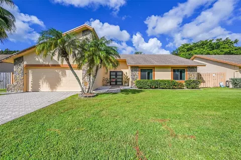 5411 NW 87th, Lauderhill, FL 33351