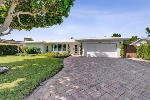 5821 NE 20th, Fort Lauderdale, FL 33308