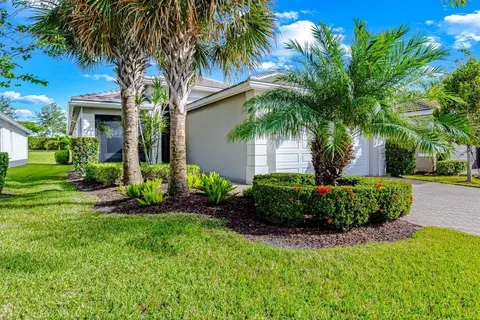 11894 SW Waterford Isle, Port Saint Lucie, FL 34987