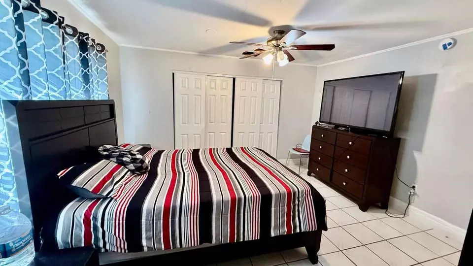 Bedroom - 1935 Fletcher St A B, Hollywood, FL 33020 photo 6 of 6