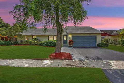 8330 NW 52nd, Lauderhill, FL 33351