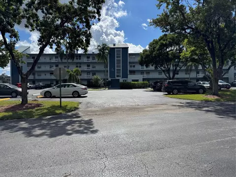 1700 NW 80th Ave #308, Margate, FL 33063