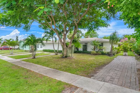 500 Michigan Pl, West Palm Beach, FL 33409