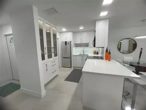 604 NE 2nd St #117, Dania Beach, FL 33004
