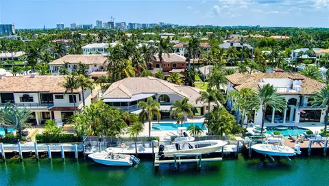 2325 NE 28th St, Lighthouse Point, FL 33064