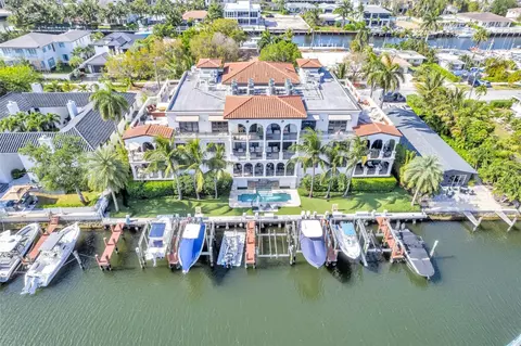 1532 SE 12th St #304, Fort Lauderdale, FL 33316