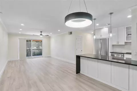 6205 Bay Club Dr #3, Fort Lauderdale, FL 33308