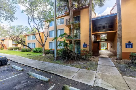 10773 Cleary Blvd #104, Plantation, FL 33324
