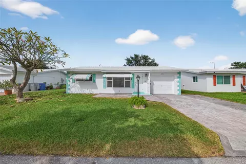 2711 NW 4th Ave, Pompano Beach, FL 33064