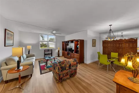 6000 NE 22 #1E, Fort Lauderdale, FL 33308