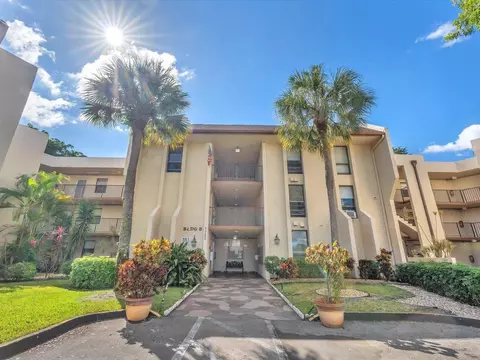 7750 W Mcnab Rd #202, Tamarac, FL 33321