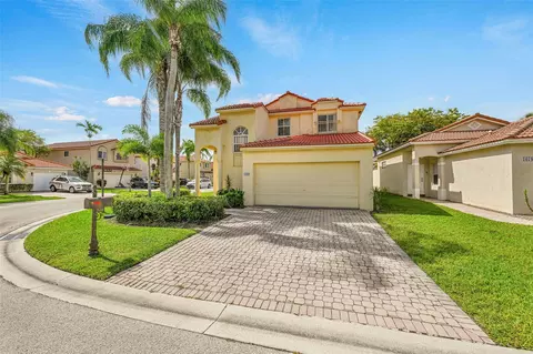 1688 SW 158th, Pembroke Pines, FL 33027