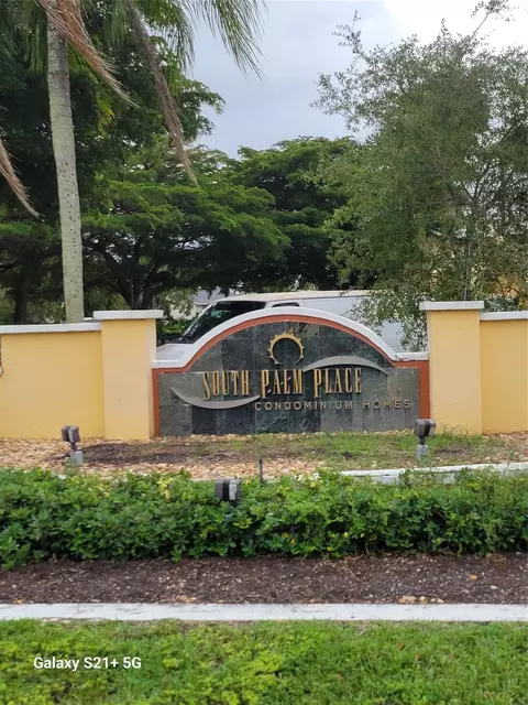 7670 Westwood Dr #714, Tamarac, FL 33321