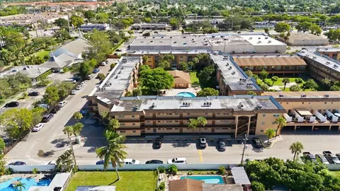 4161 NW 26th #105, Lauderhill, FL 33313