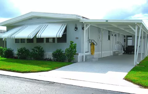 4800 SE Federal Hwy, Stuart, FL 34997