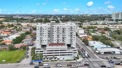 2217 NW 7th St #901, Miami, FL 33125