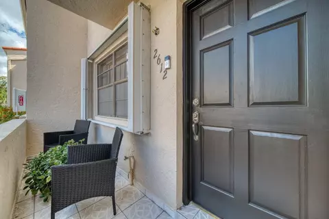 2612 W 54th Pl UNIT 204, Hialeah, FL 33016