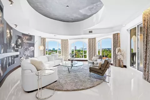 1 N Ocean #PH-501, Boca Raton, FL 33432