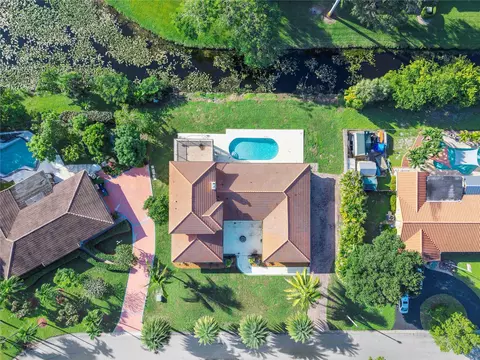 9030 NW 32nd, Coral Springs, FL 33065