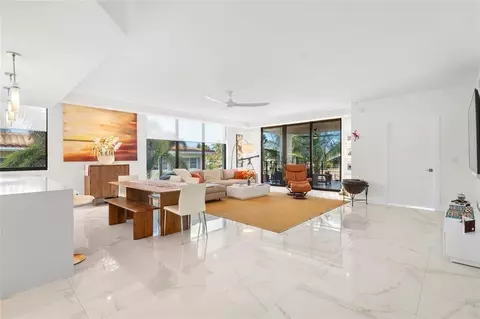 1507 SE 15th St #202, Fort Lauderdale, FL 33316