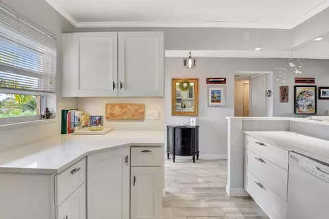 2615 NE 3rd Ct #301, Boynton Beach, FL 33435
