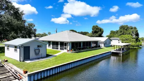 Other - 1069 9th St, Okeechobee, FL 34974 photo 3 of 12