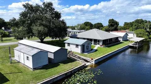 View/Area - 1069 9th St, Okeechobee, FL 34974 photo 7 of 12