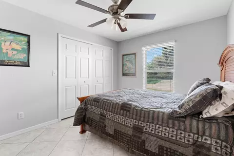 Bedroom - 1069 9th St, Okeechobee, FL 34974 photo 4 of 4