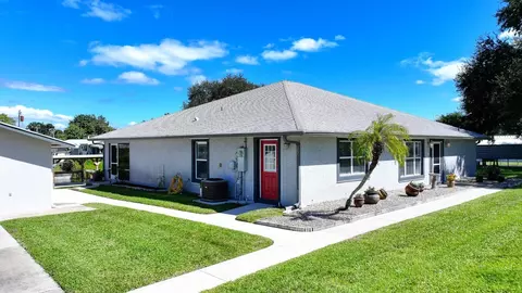 Exterior - 1069 9th St, Okeechobee, FL 34974 photo 3 of 10