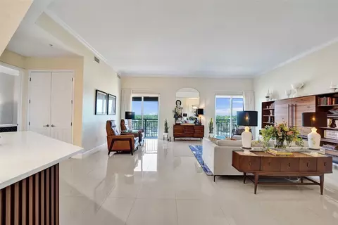 2617 NE 14th #507, Wilton Manors, FL 33334