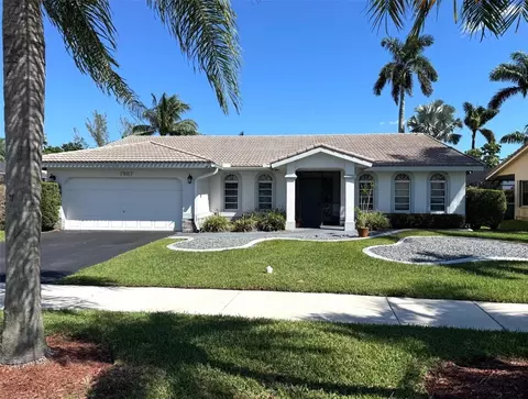 7807 Sunflower, Margate, FL 33063