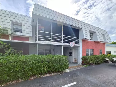 1924 NE 26th, Wilton Manors, FL 33305