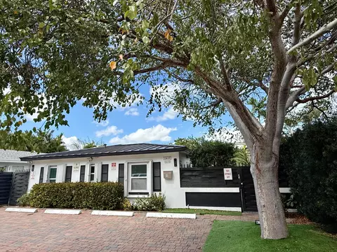 1637 NE 5th Ct, Fort Lauderdale, FL 33301