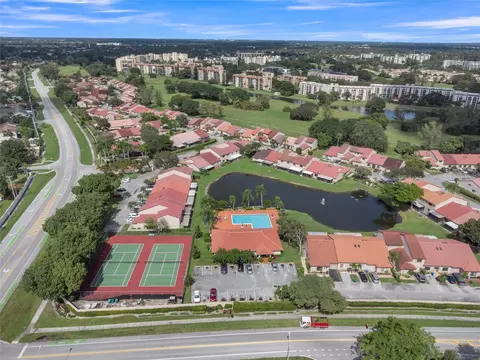 3003 La Mirage #3003, Lauderhill, FL 33319