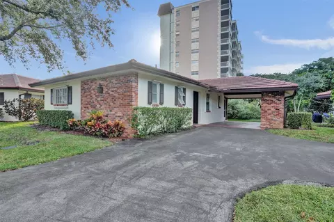 9089 Thunderbird, Coral Springs, FL 33065