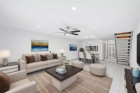 3044 S Oakland Frst #2408, Oakland Park, FL 33309