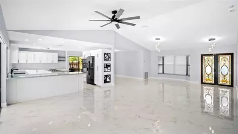 11020 NW 8th, Coral Springs, FL 33071