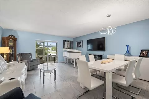 4750 NW 22nd Ct #208, Lauderhill, FL 33313