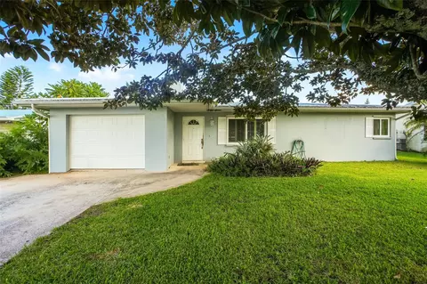413 Willows Ave, Port Saint Lucie, FL 34952