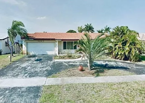 5207 Roosevelt, Hollywood, FL 33021