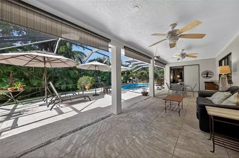 1823 Richard, West Palm Beach, FL 33406