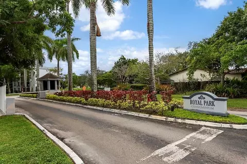102 Royal Park #3F, Oakland Park, FL 33309
